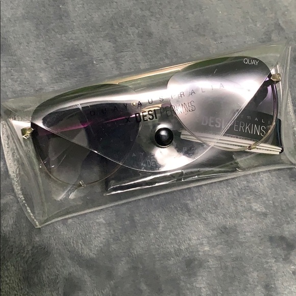 Quay x Desi High Key Aviator Sunglasses - Picture 3 of 3